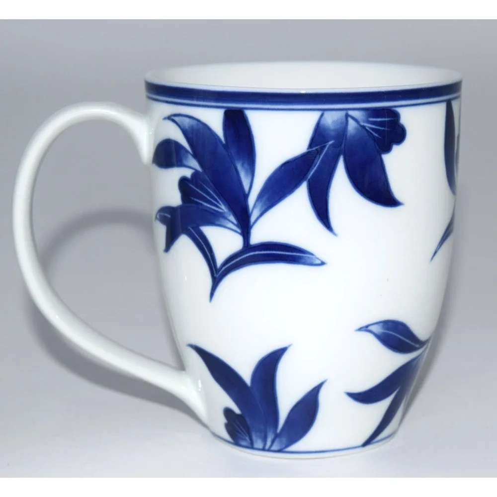Pier 1 Ming Mug Porcelain Blue White Near Perfect Condition - Discontinued